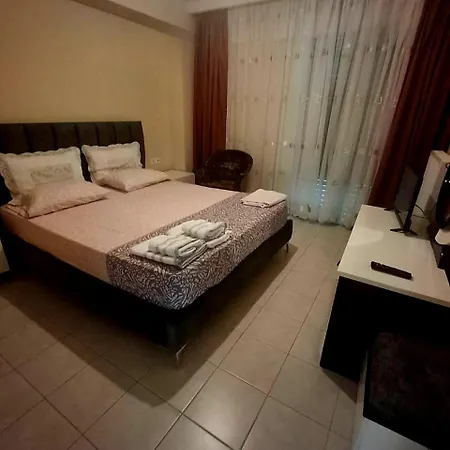 Summer House Foinikounta *